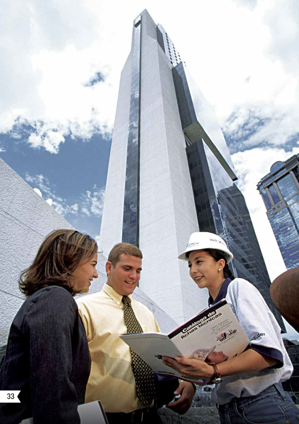 la imagen muestra propaganda de CEMEX