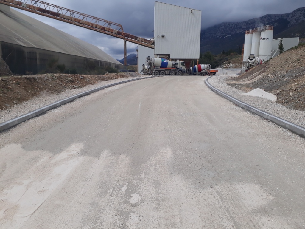 CEMEX uvaljani beton RCC